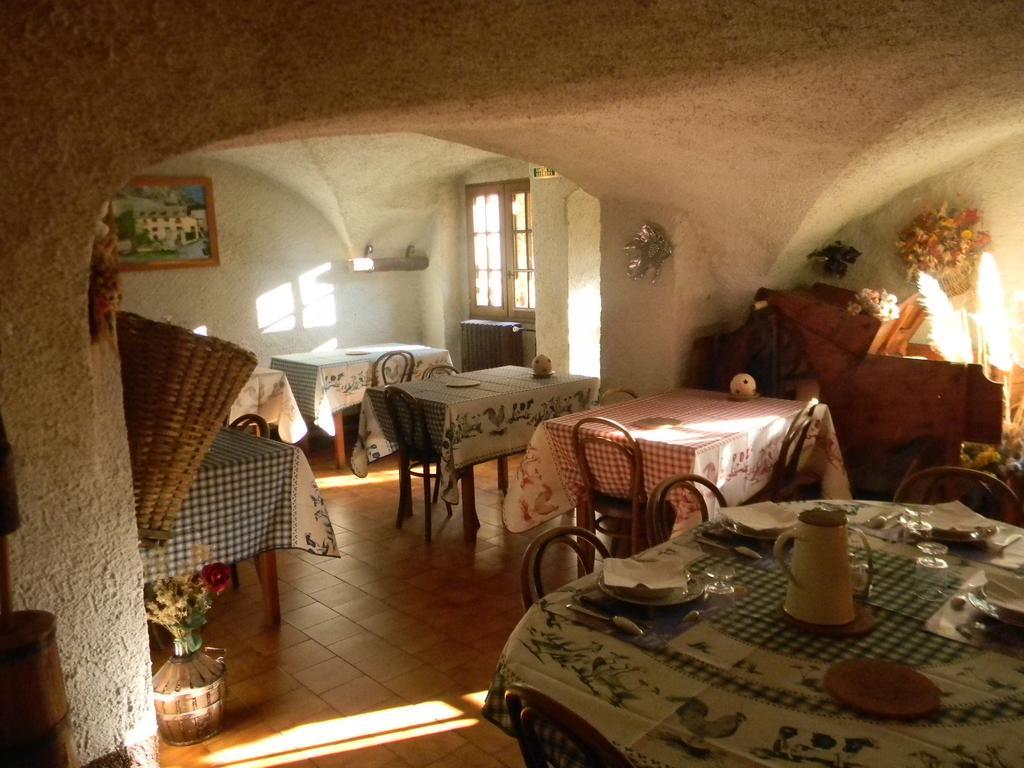 Auberge La Cleida Nevache Exterior photo