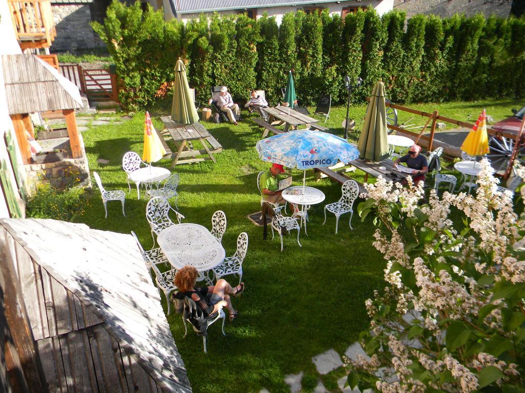 Auberge La Cleida Nevache Exterior photo